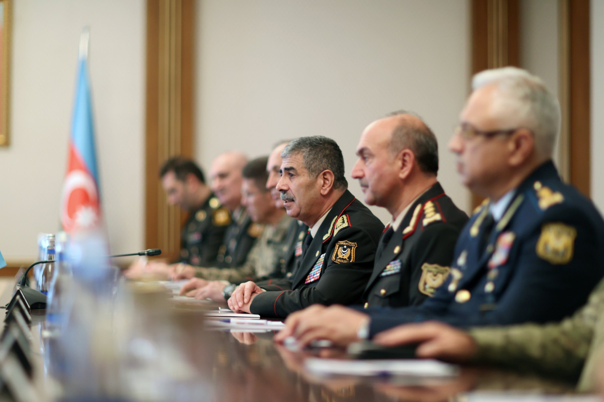 Встреча министров обороны Азербайджана и Турции