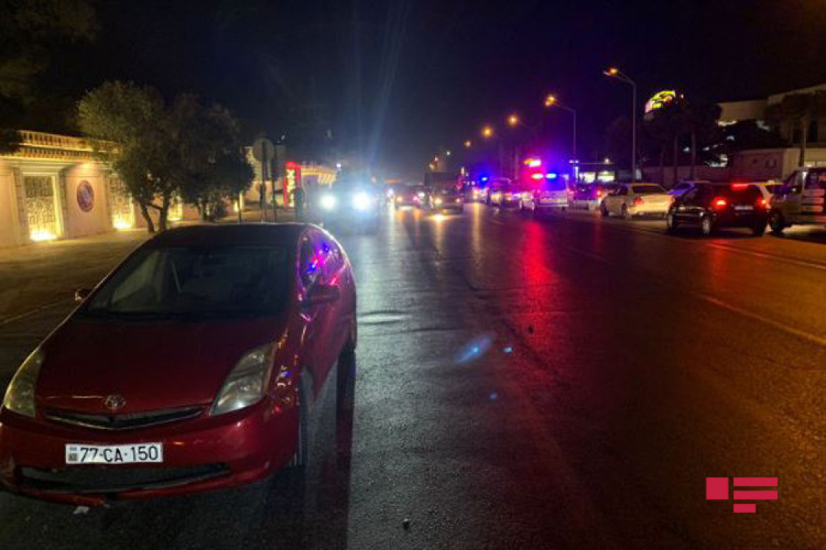 В Баку 3 автомобиля сбили насмерть пешехода-<span class="red_color">ФОТО