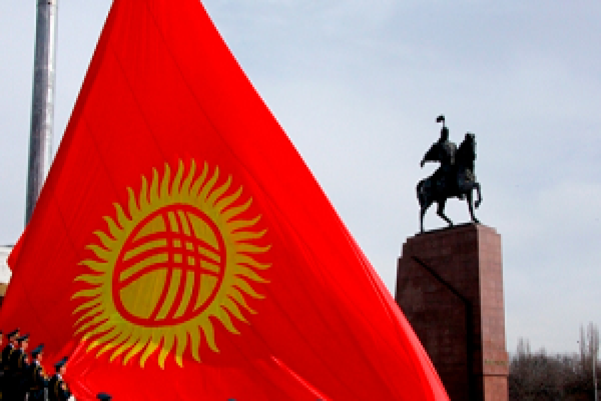 Qırğızıstan parlamentinə yeni spiker seçilib