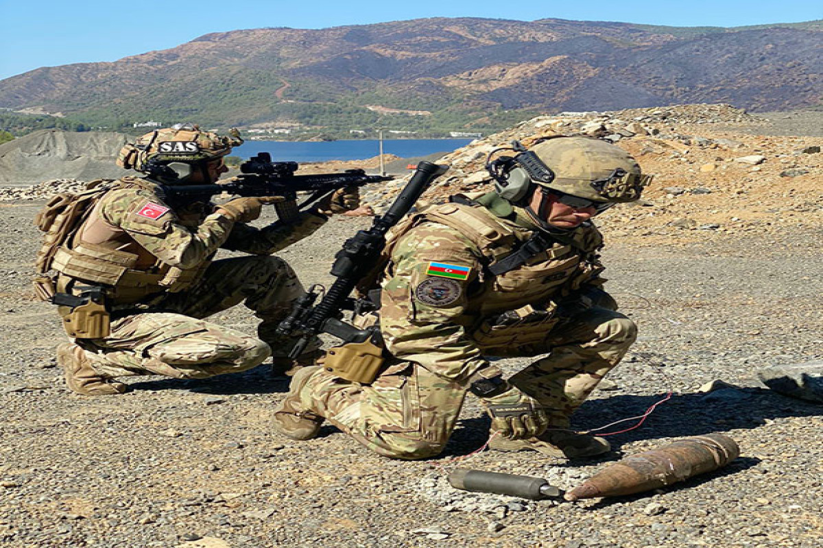 Проводятся совместные учения с участием спецназа ВМС Азербайджана и Турции-ВИДЕО 