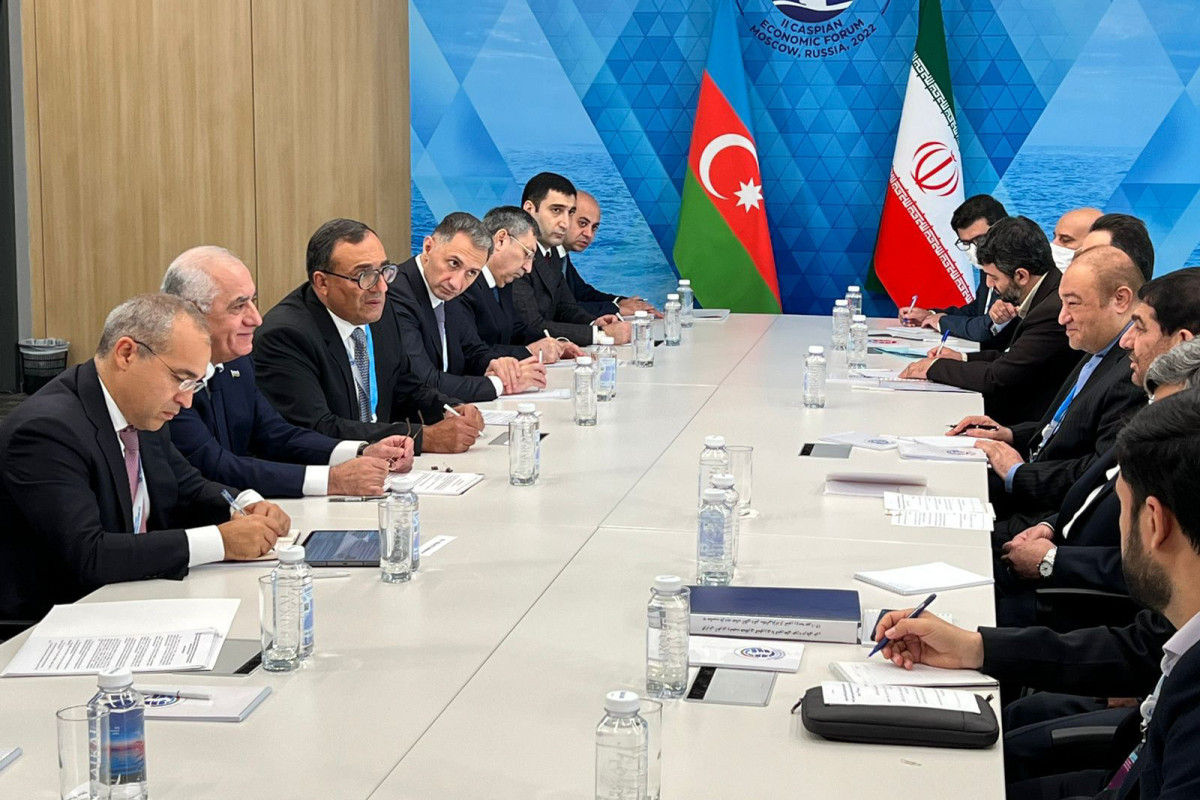 Встреча премьер-министра Азербайджана Али Асадова и вице-президента Ирана Мохаммада Мохбера