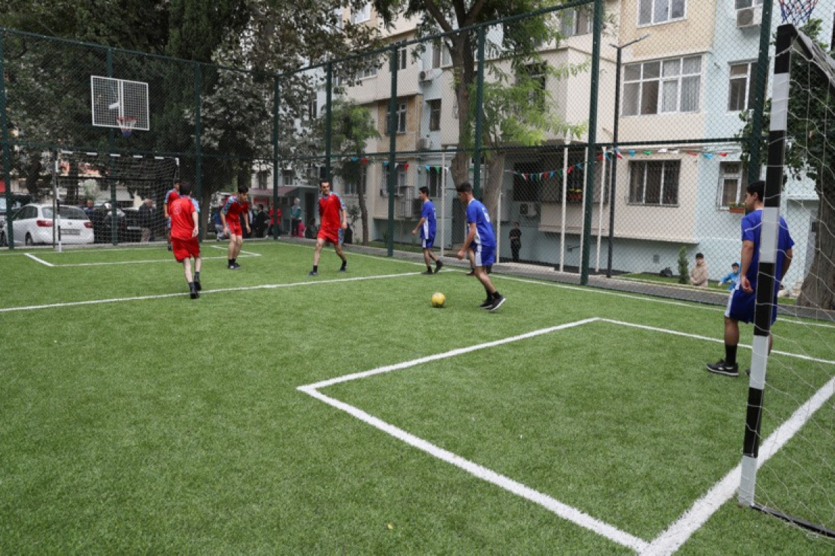 “Bizim həyət” layihəsi çərçivəsində Nəsimi rayonunda növbəti həyət istifadəyə verilib - FOTO 