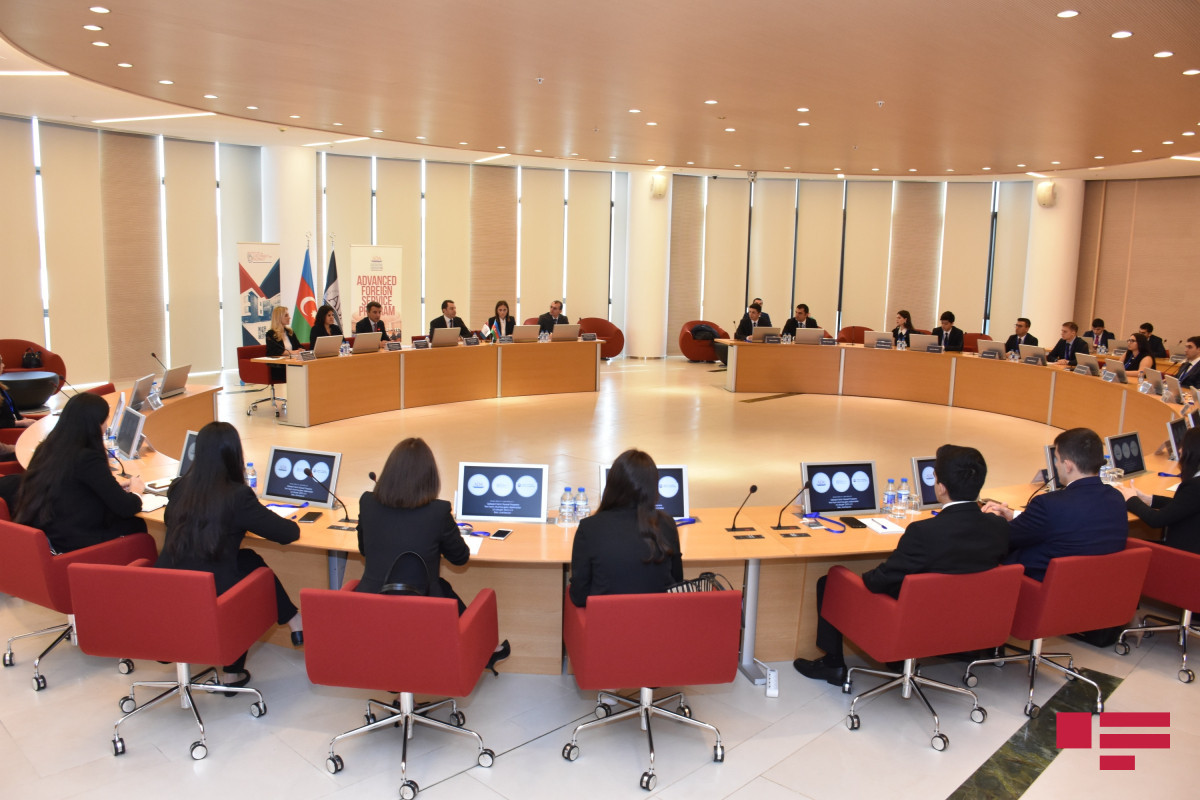 ADA Universitetində stajçı attaşelər üçün təlimin açılışı olub - FOTO 