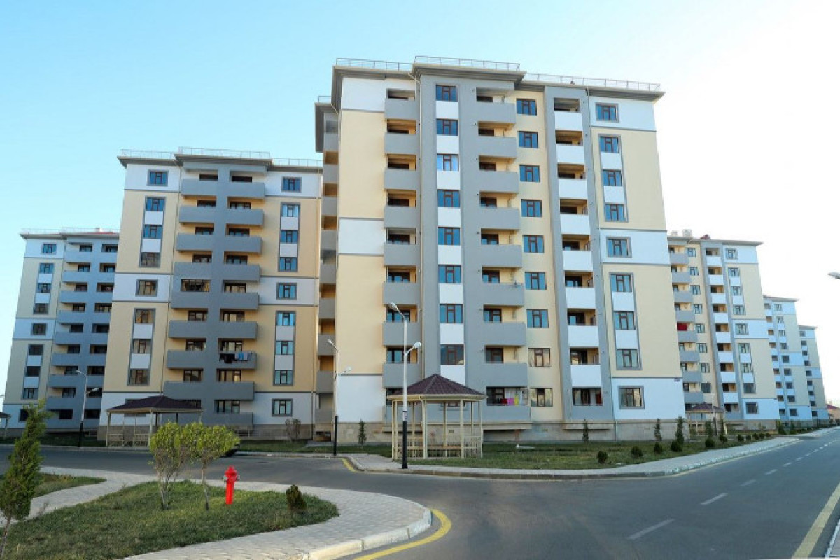 Daşınmaz əmlakla əlaqədar daha 5 xidmət ödənişli olacaq
