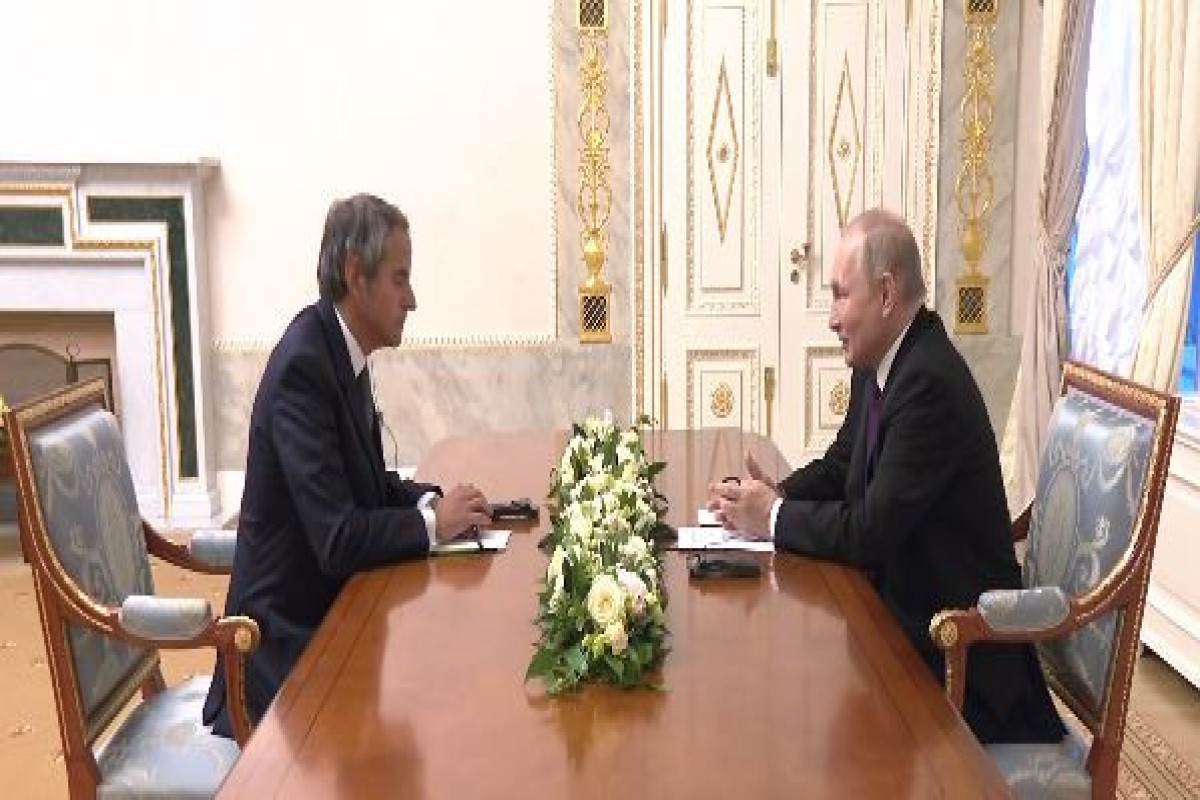 Qrossi, Putin