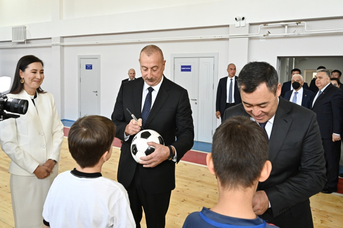 Bişkekdə Heydər Əliyev adına Məktəb-Gimnaziya təhsil-tərbiyə kompleksinin açılışı olub - FOTO 