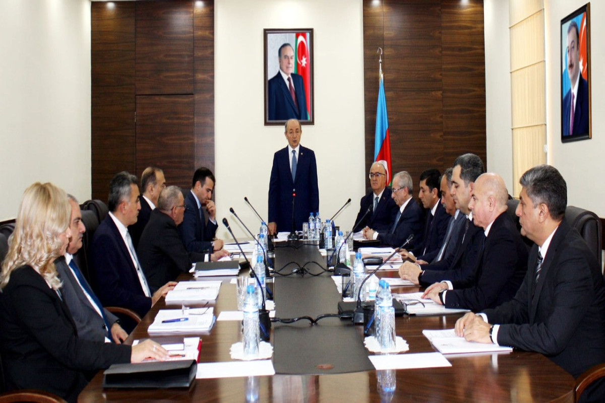 Ötən il Azərbaycanda 10 hakimin səlahiyyətlərinə xitam verilib