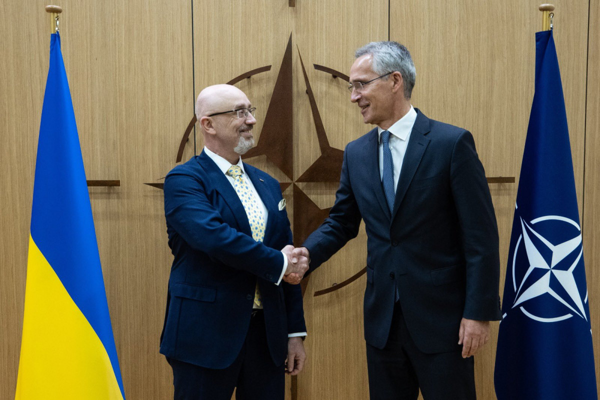 NATO-nun Baş katibi Ukraynanın müdafiə naziri ilə görüşüb