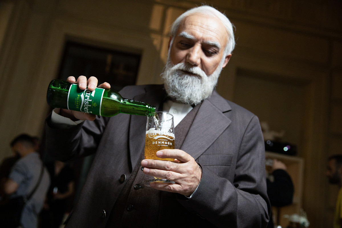 Danimarka markası "Carlsberg" 175 illiyini qeyd edib