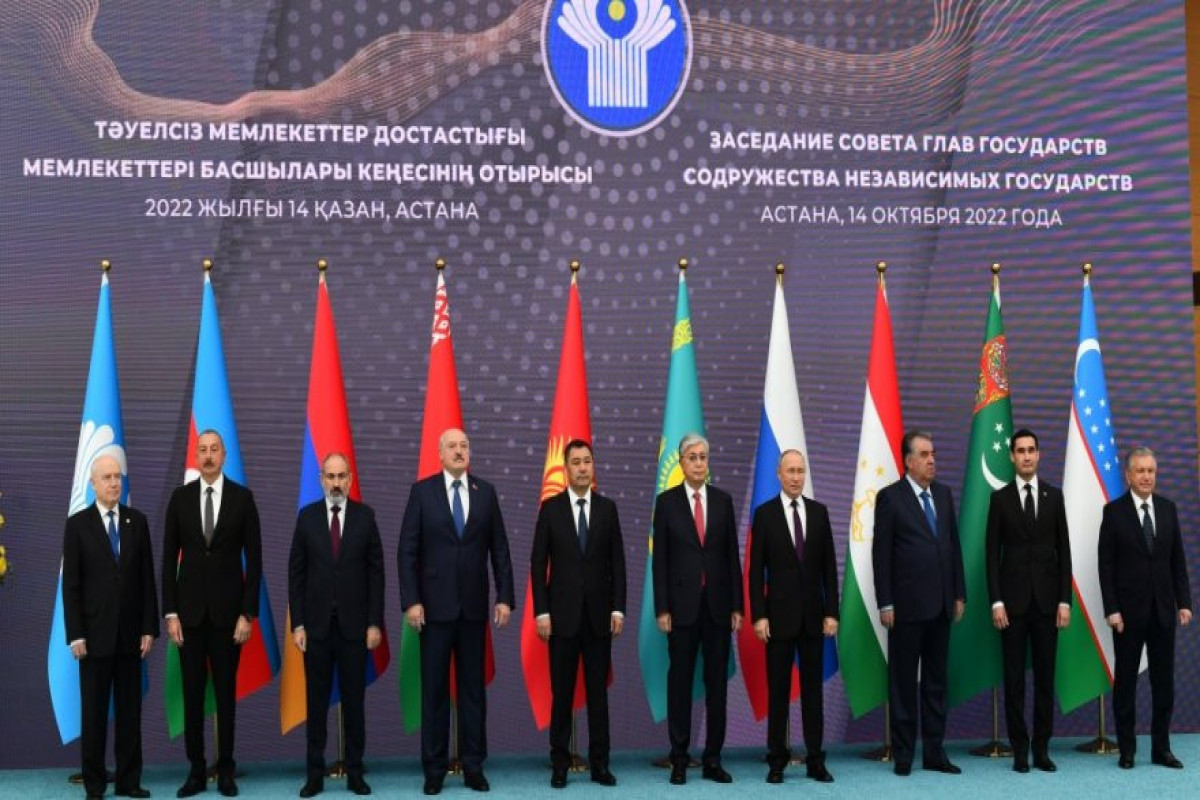 Putin: MDB ölkələri hesablaşmalarda milli valyutalara keçid üçün çalışır