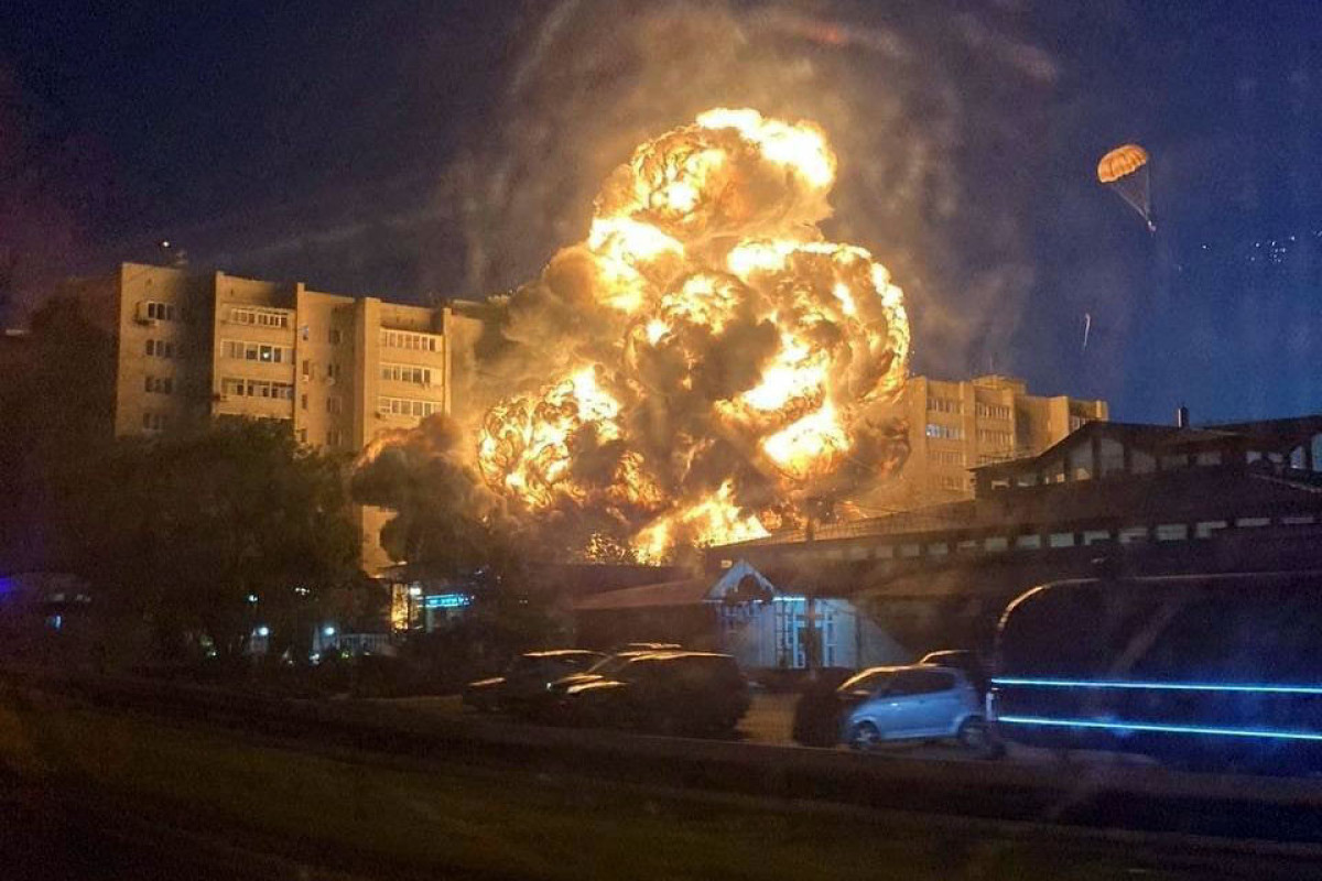 Rusiyada qırıcı təyyarənin yaşayış binasına çırpılmasının səbəbi açıqlanıb