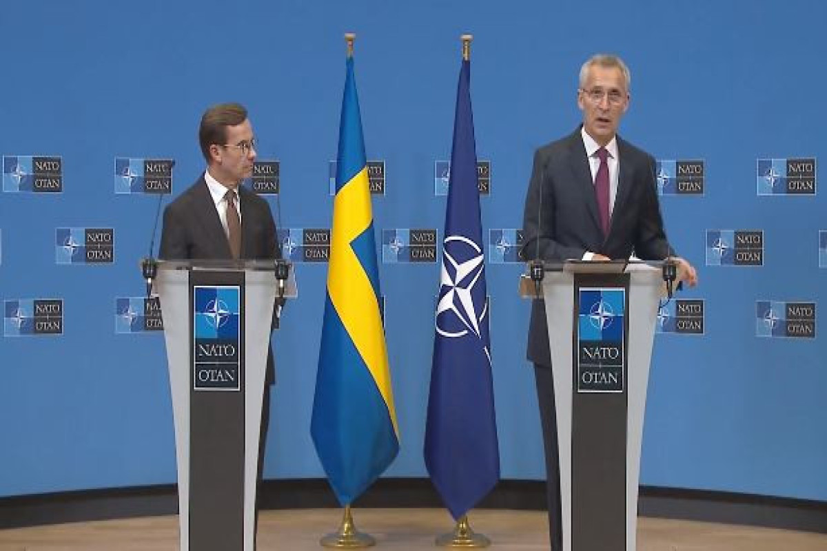 İsveç Baş naziri Ulf Kristersson, NATO Baş katibi Yens Stoltenberq