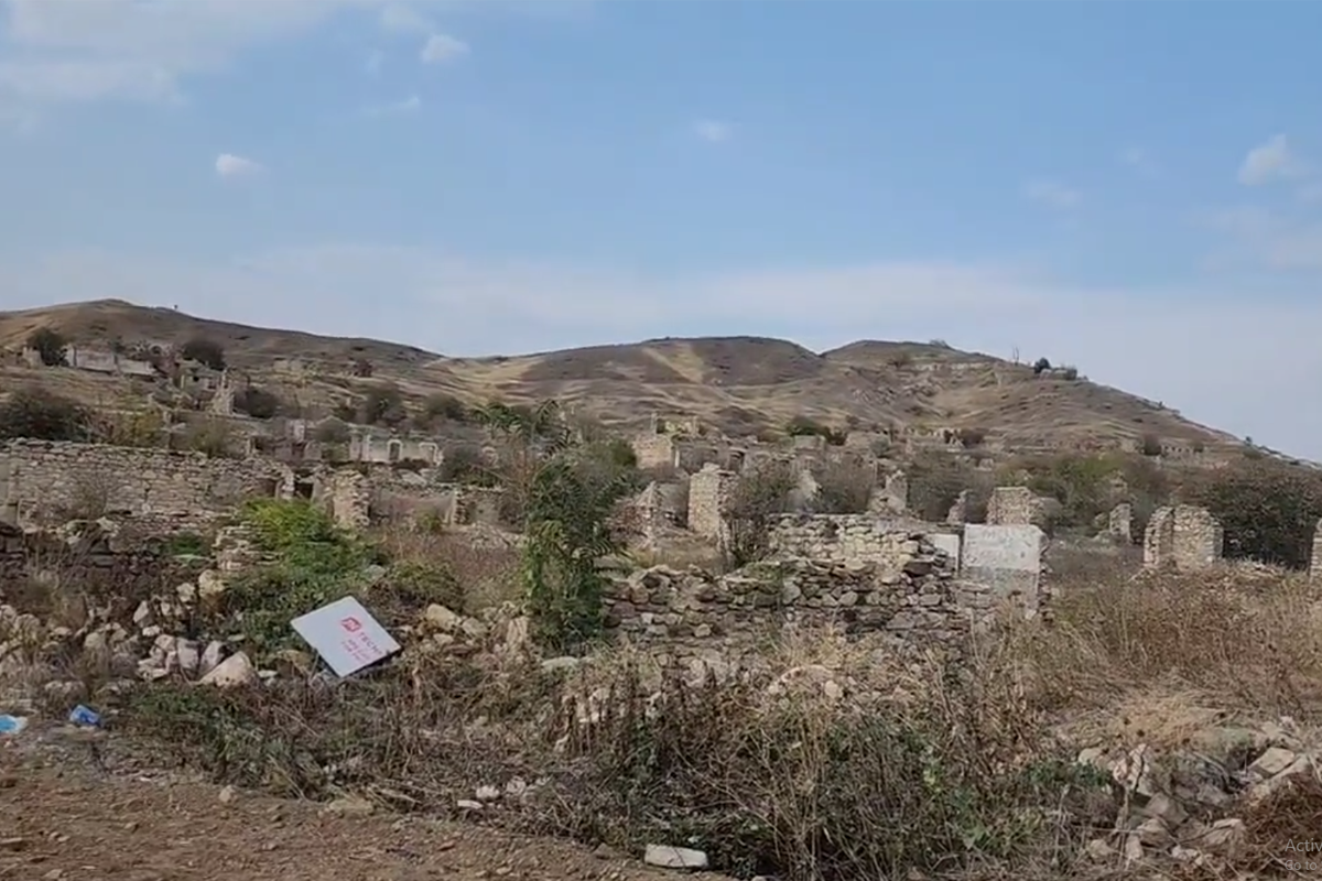 Prezidentin köməkçisi Cəbrayıldan erməni vandallığını əks etdirən görüntü paylaşıb - VİDEO 