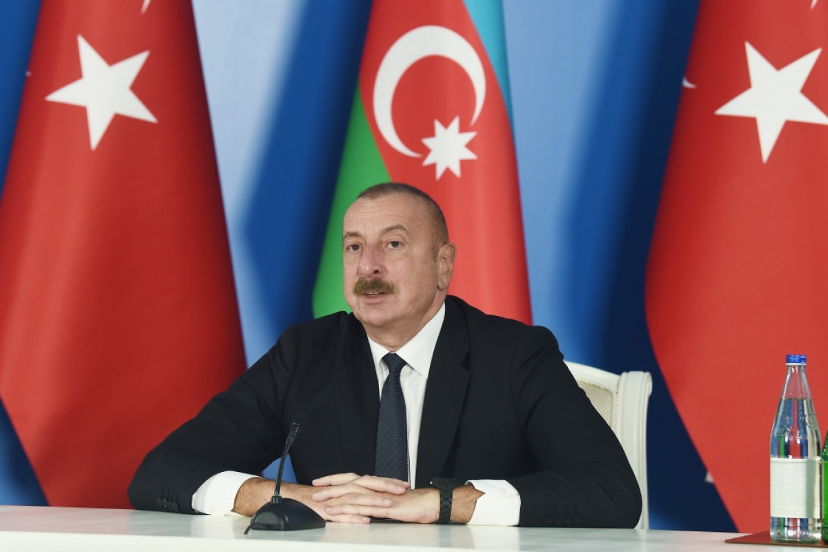 Prezident: Biz bütün keçmiş məcburi köçkünlərin qayıdışı üçün əlimizdən gələni edirik, gecə-gündüz çalışırıq