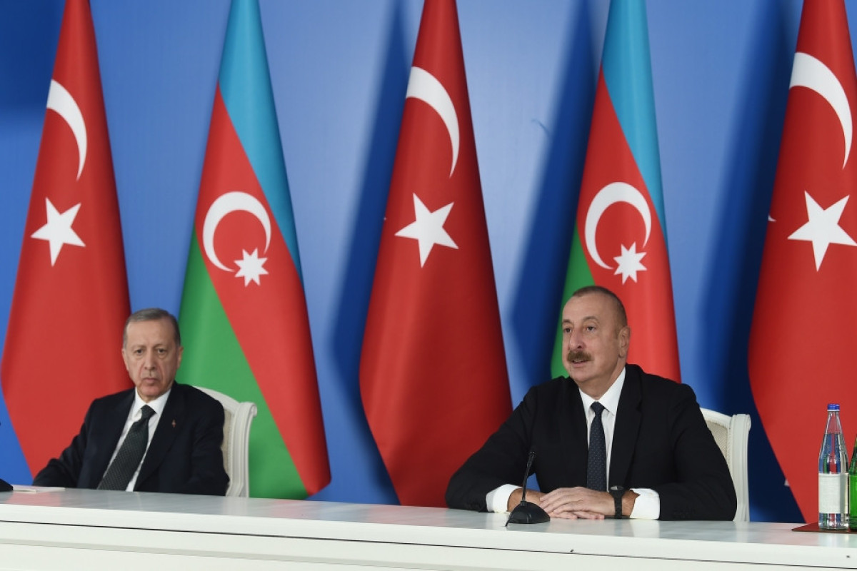 Dövlət başçısı: “Türkiyə kimi qüdrətli ölkə bizim qardaşımızdır, bu, böyük xoşbəxtlikdir”