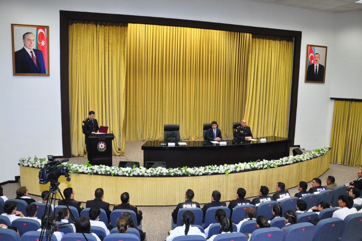 Polis Akademiyasının əməkdaşları Ağstafada şagirdlərlə görüşüb