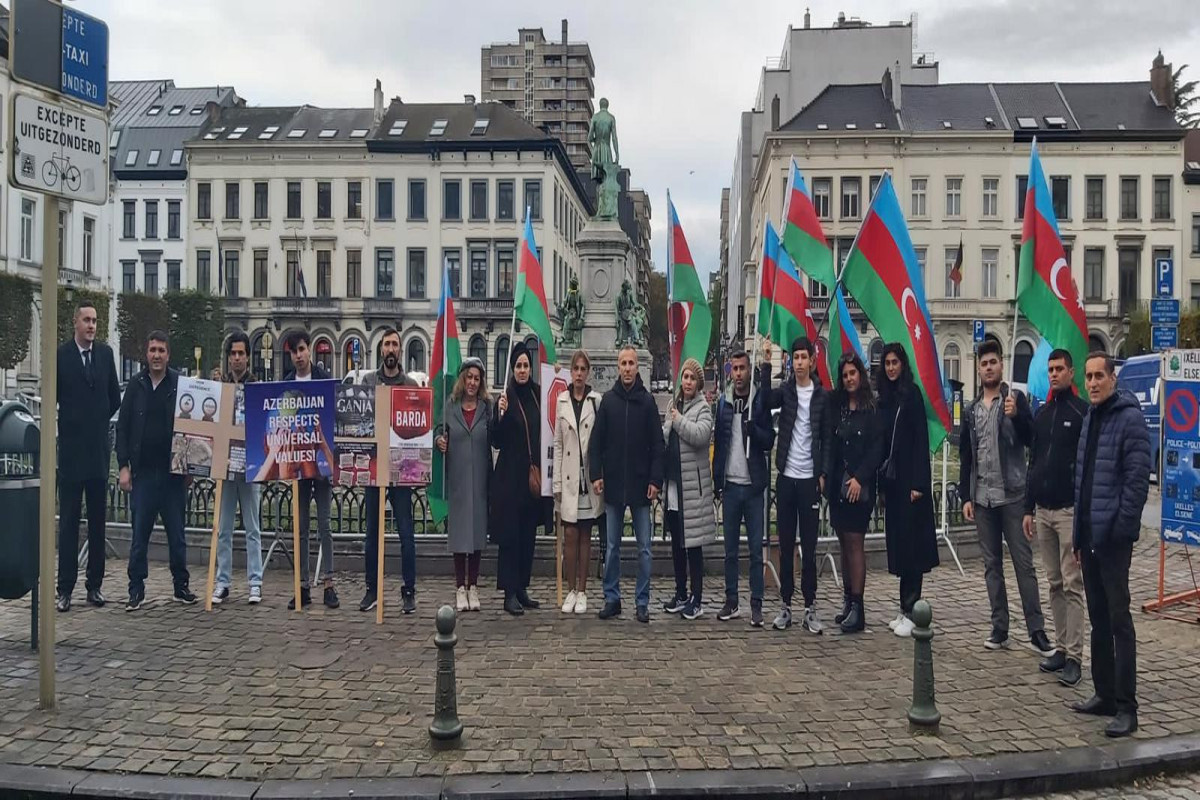 В Брюсселе проведена акция протеста против военных преступлений Армении
