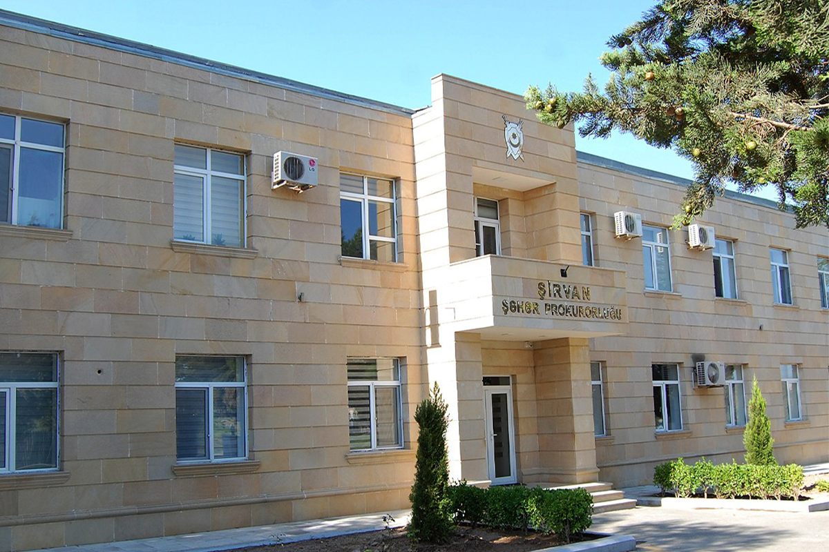 Şirvanda doğuşda ölümə görə həkimə cinayət işi açılıb