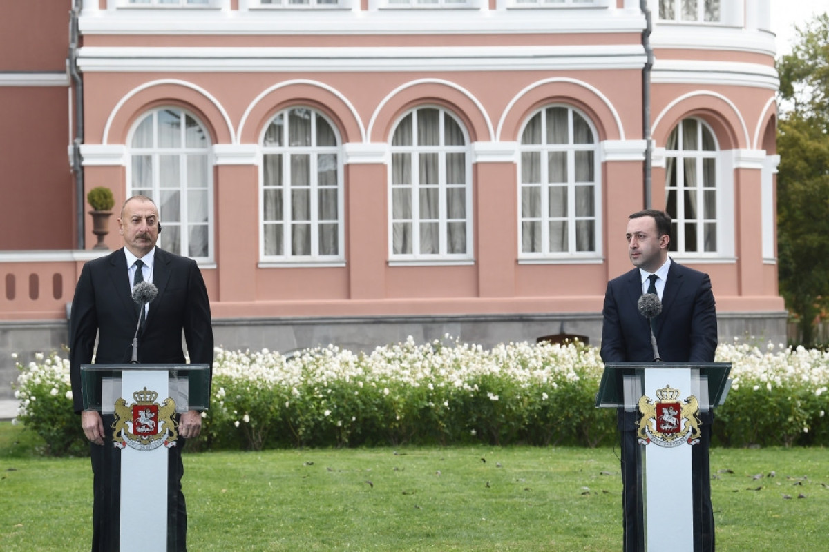 Qaribaşvili: Azərbaycan və Gürcüstanın birgə layihələri tarixi layihələrdir