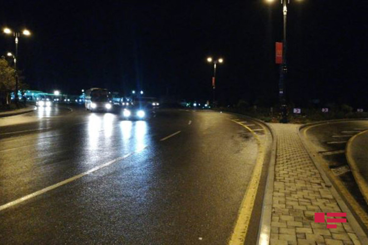 Sumqayıtda avtomobil yolu keçən piyadanı vurub  - FOTO 