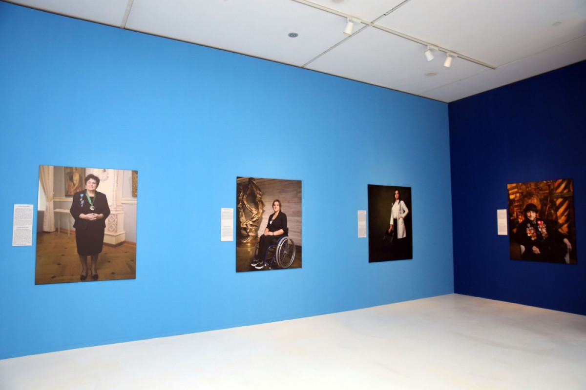 В Центре Гейдара Алиева открылась фотовыставка под названием «17 лиц действия»-ФОТО 