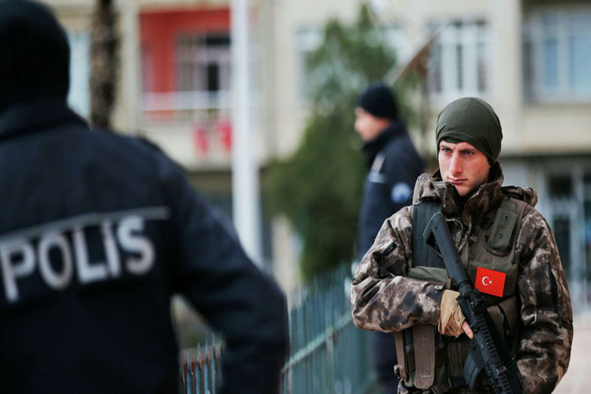 Türkiyəni tərk etməyə çalışan 16 terrorçu saxlanılıb