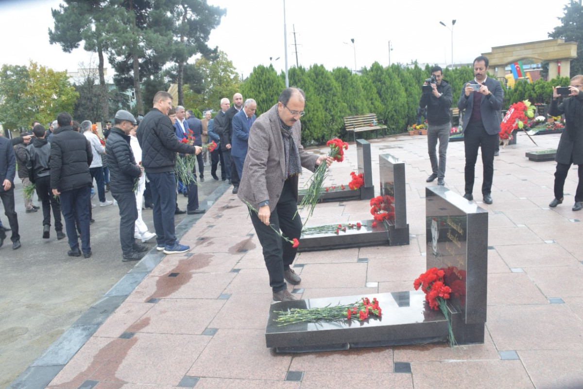 Türkiyə səfiri Quba Memorial Kompleksini ziyarət edib - FOTO 