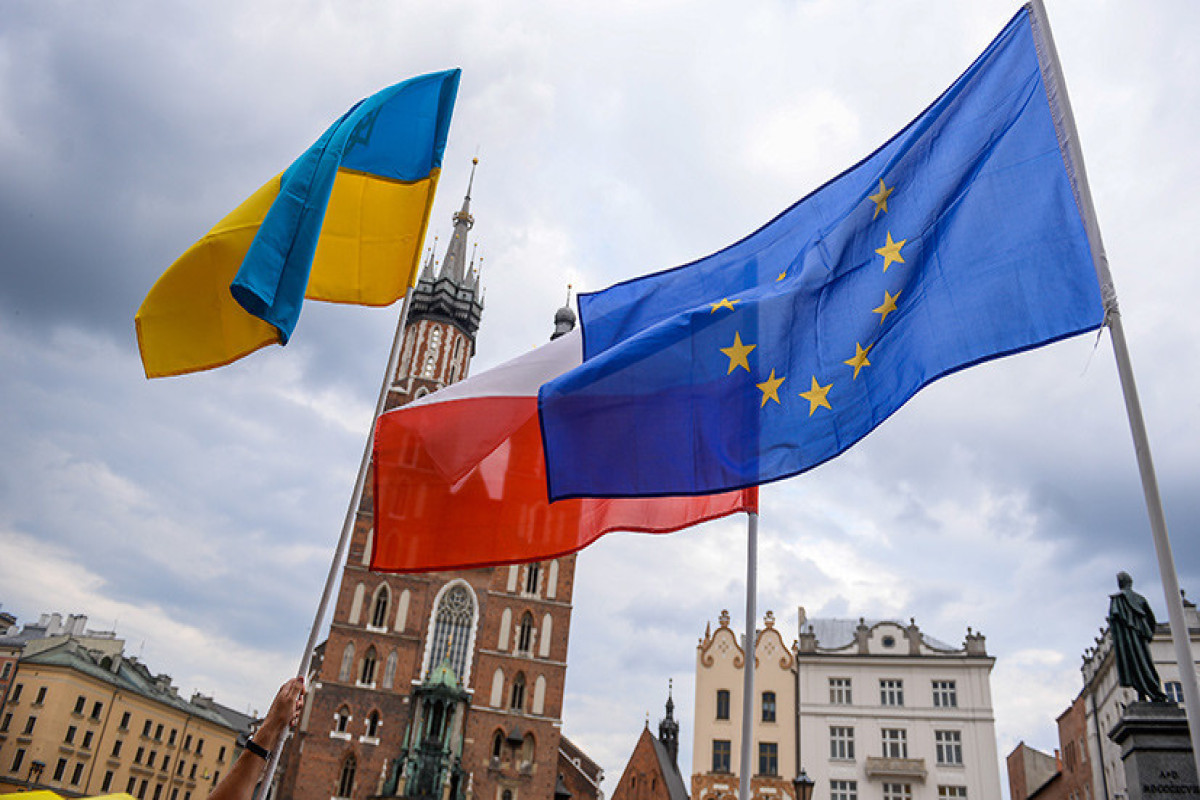 Польша и ЕС окажут Украине поддержку в экспорте зерна
