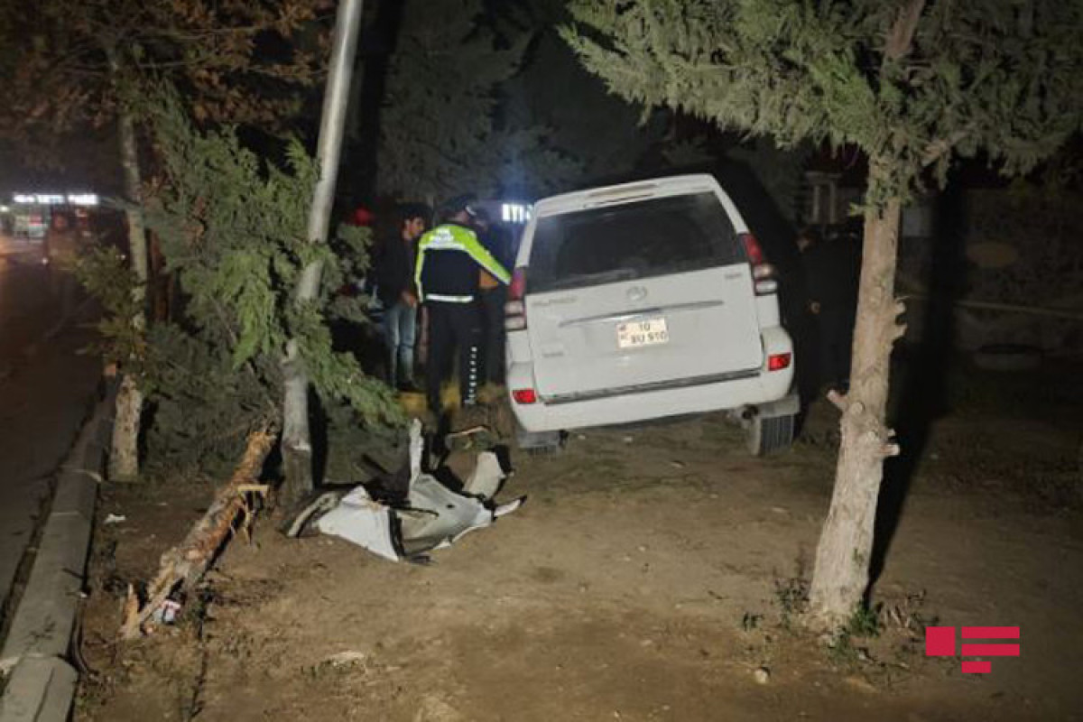 В Абшеронском районе произошло ДТП: водитель покинул место происшествия