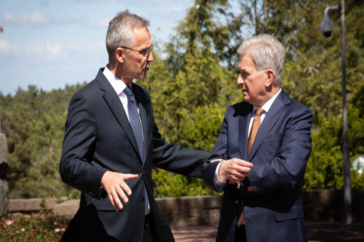 Finlandiya Prezidenti Stoltenberqlə NATO üzvlüyünü müzakirə edib