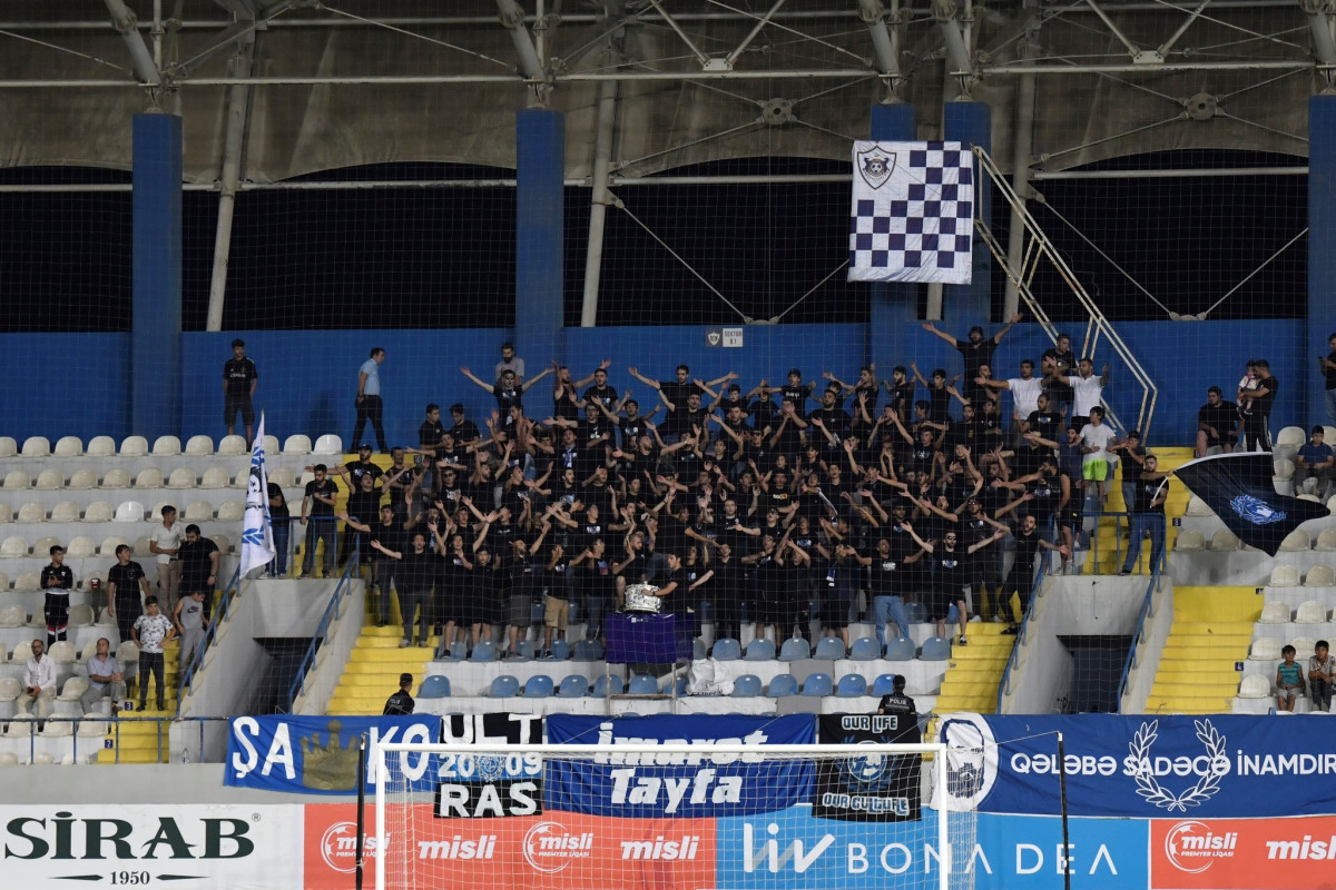 Azarkeşləri medianı təhqir etdiyi üçün “Qarabağ” cəzalanıb