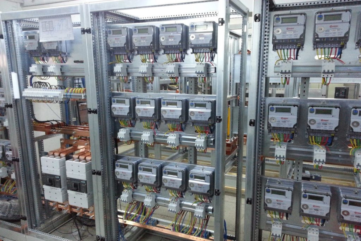 Abşeronda yaşayış kompleksinin elektrik lövhəsində partlayış olub