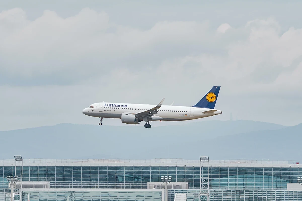 Lufthansa отменяет 800 рейсов из-за забастовки пилотов