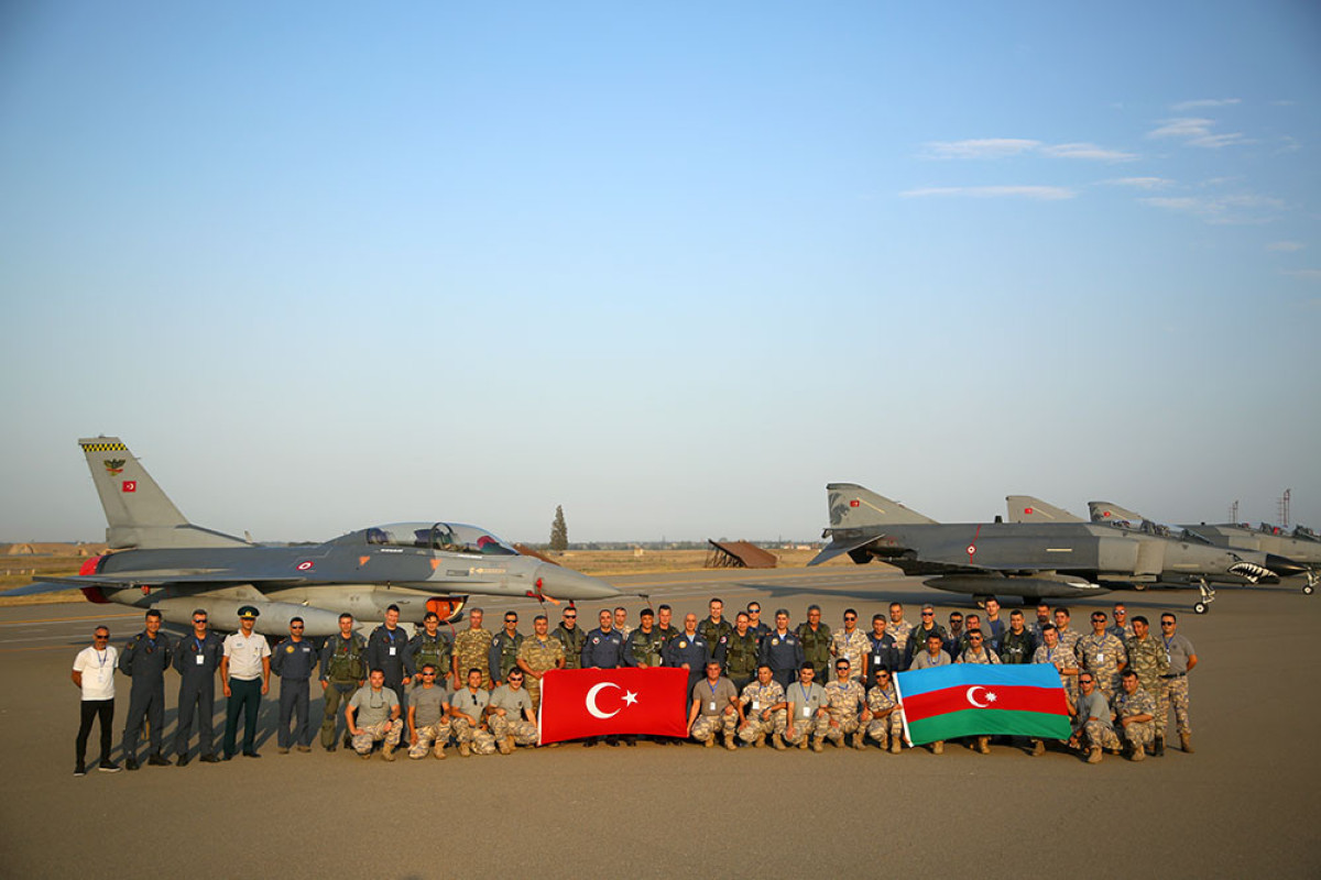 “TurAz Qartalı - 2022”: Türkiyə hərbçiləri və aviasiya vasitələri Azərbaycandadır - FOTO 