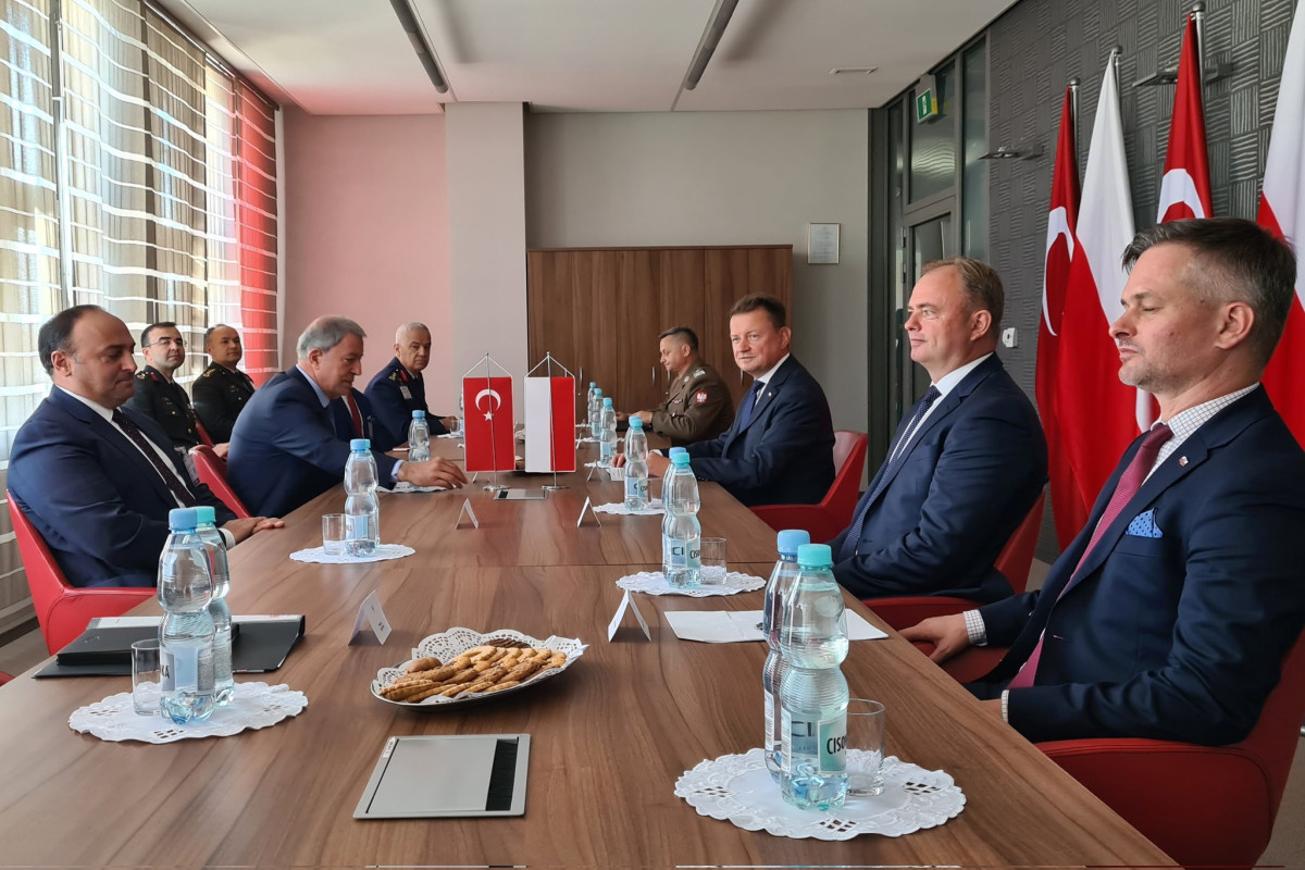 Состоялась встреча министров обороны Польши и Турции