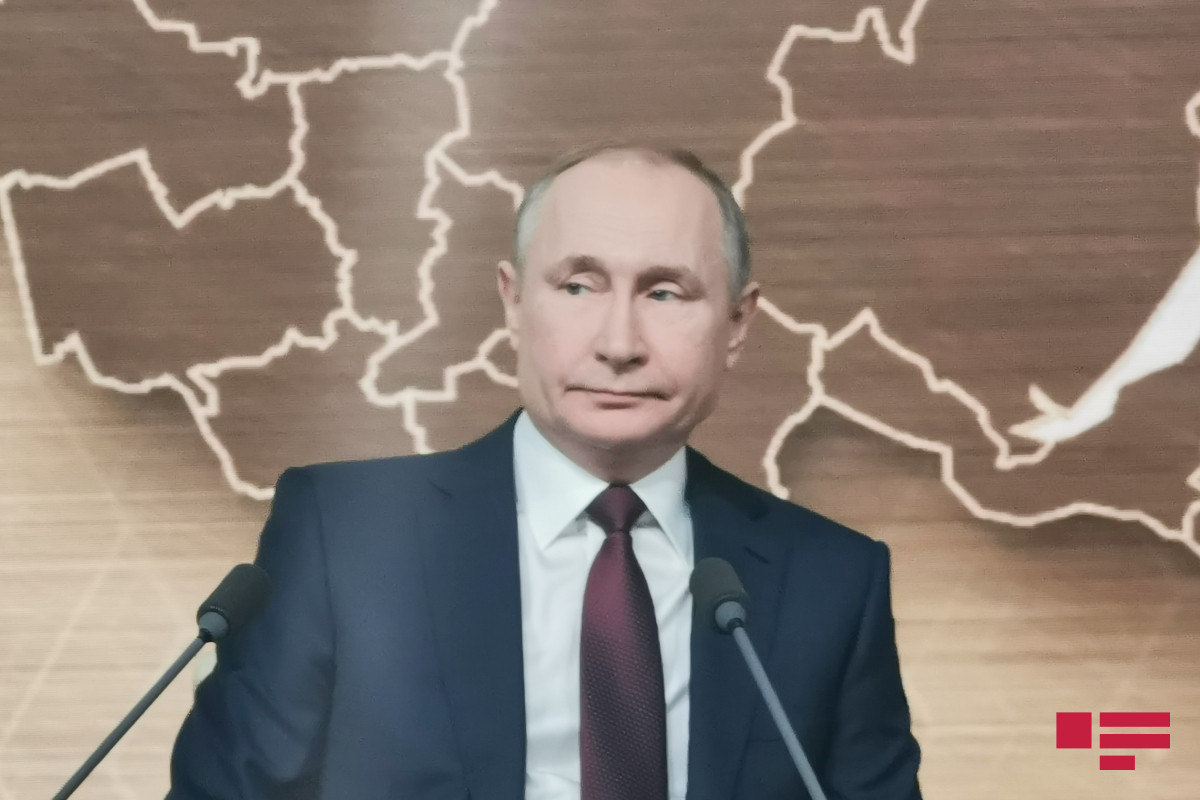 Putin: "Ölkələrin dollara inamı itib"