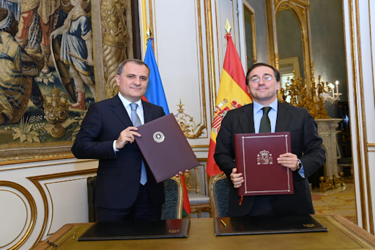 Azerbaijani, Spanish FMs met in Madrid-UPDATED 