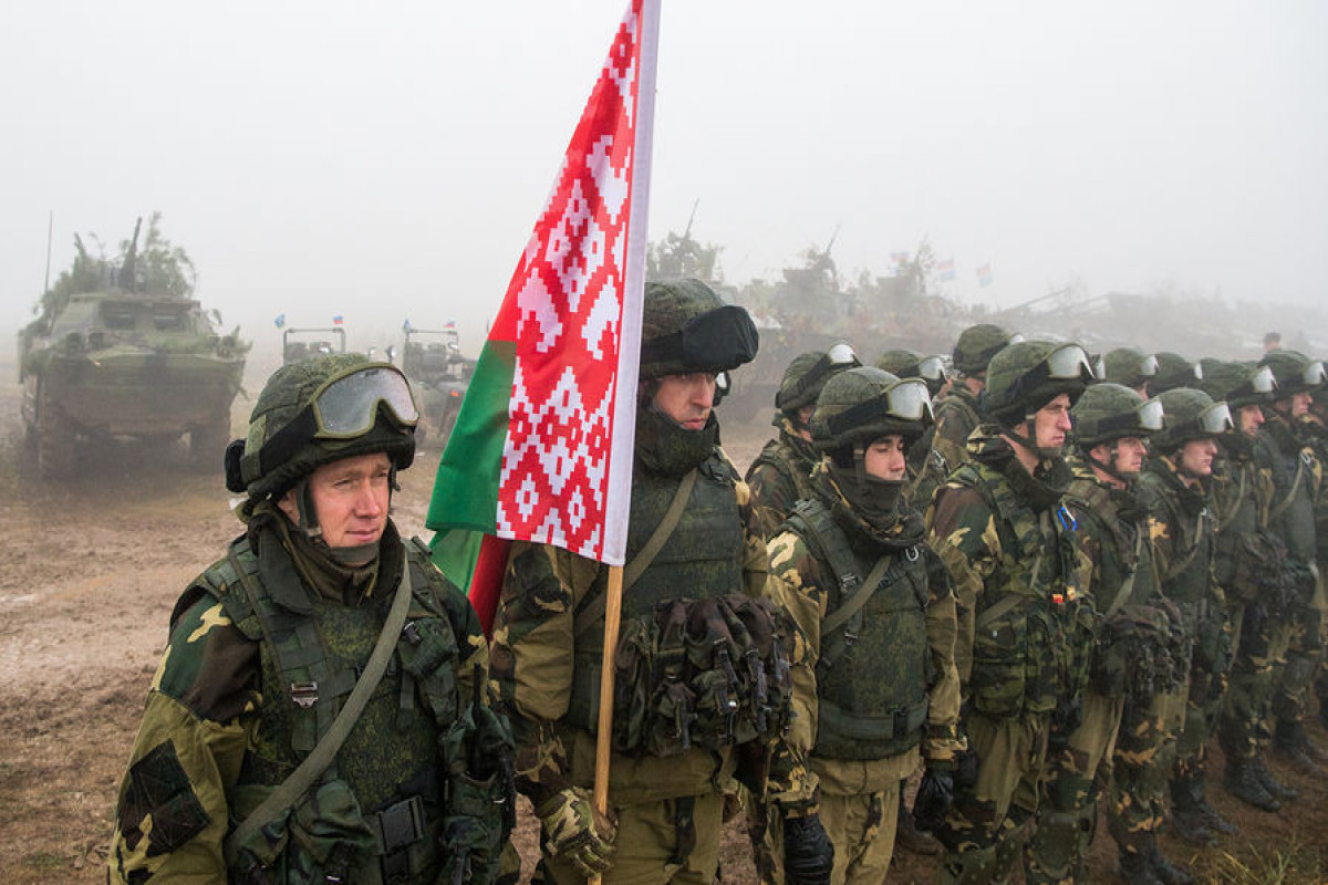 Беларусь проводит военные учения на границе с Польшей