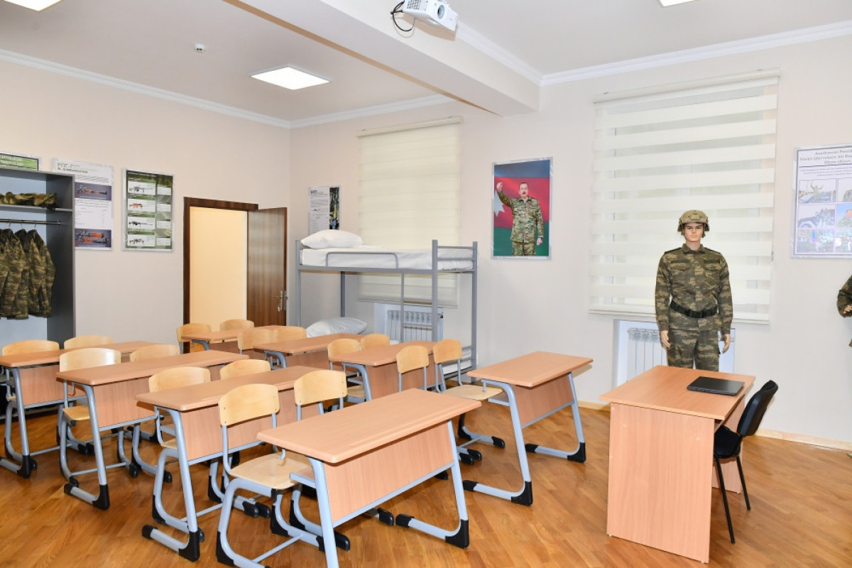 Президент Ильхам Алиев ознакомился с условиями, созданными в полной средней школе номер 35