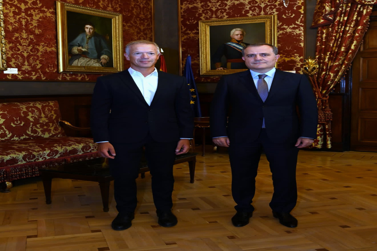 Джейхун Байрамов встретился с президентом Сената Испании