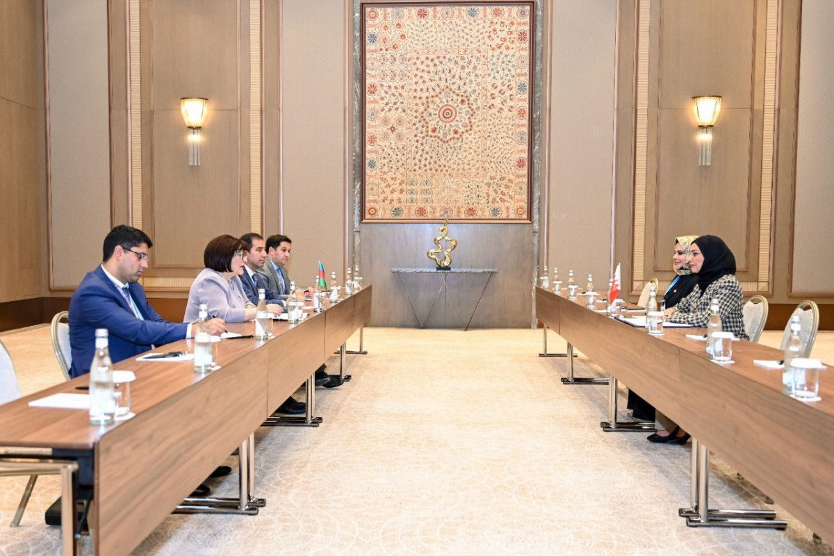 Сахиба Гафарова встретилась с председателем Совета представителей Бахрейна