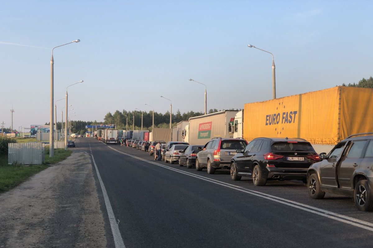 На границе Литвы с Беларусью очередь фур превысила 600 машин