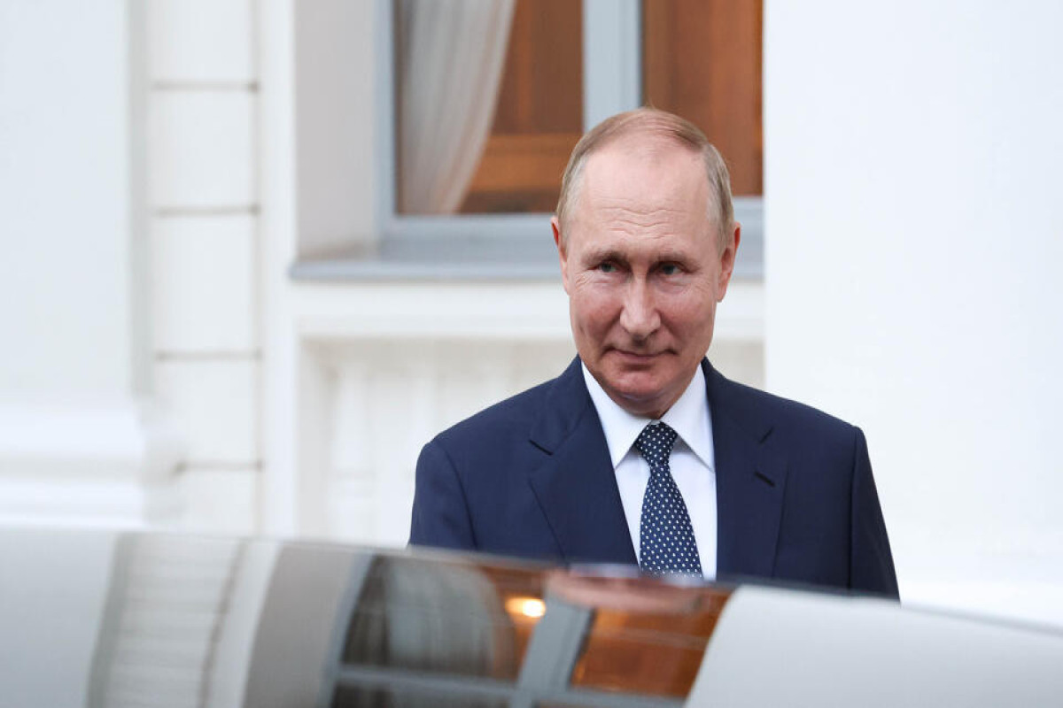 The Telegraph: Путин первый из мировых лидеров поздравил Карла III с коронацией