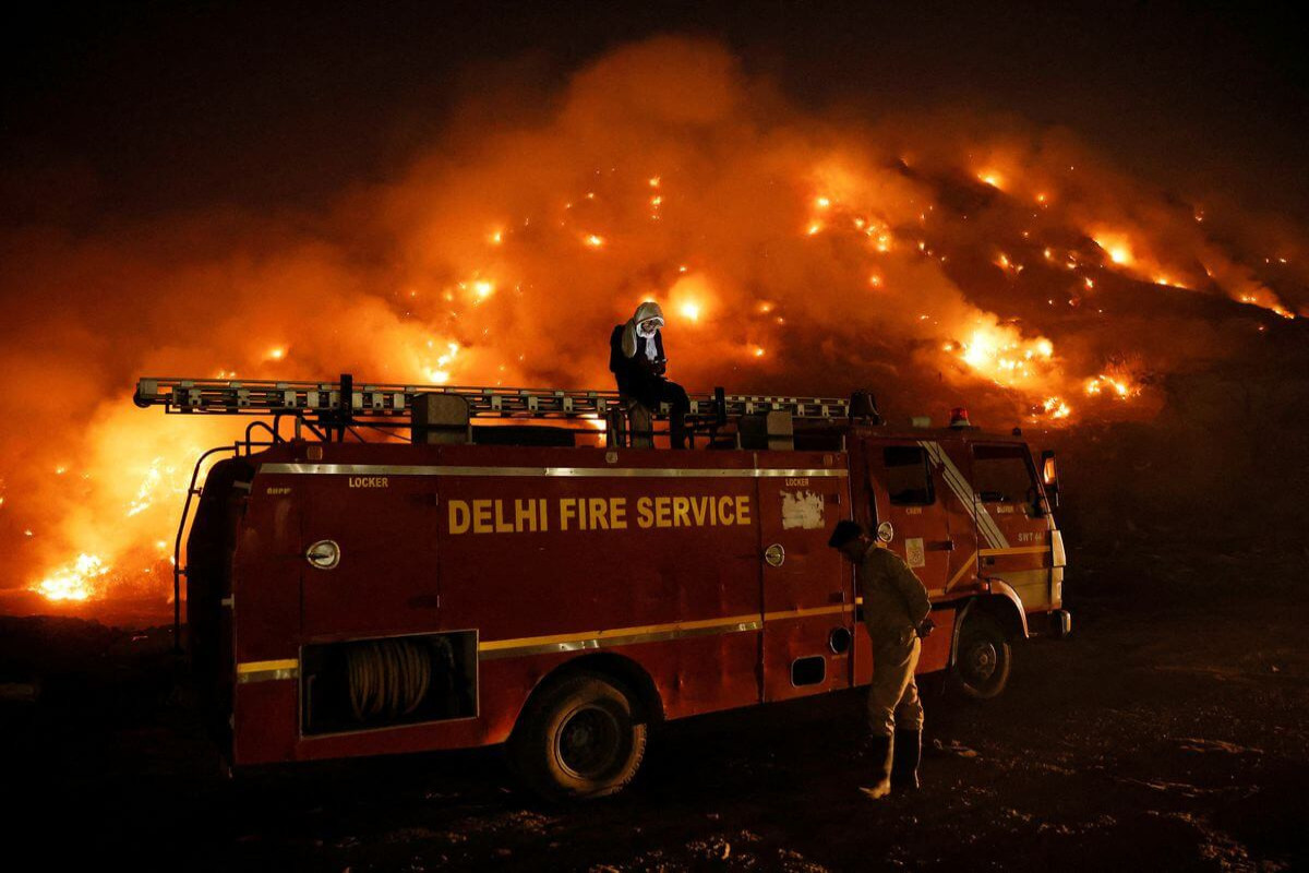 В Индии пожар унес жизни восьмерых человек