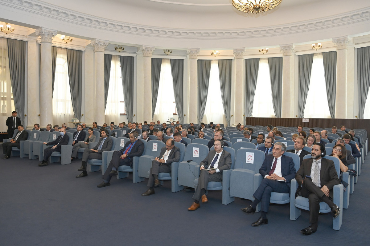 Briefing held for diplomatic corps at Azerbaijan's MFA with participation of Jeyhun Bayramov and Hikmet Hajiyev