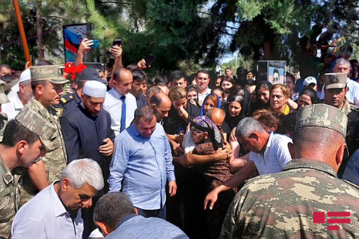 Kürdəmirdə şəhid dəfni