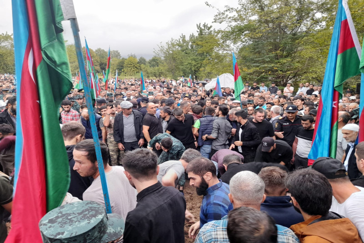 Zaqatalada şəhid dəfni
