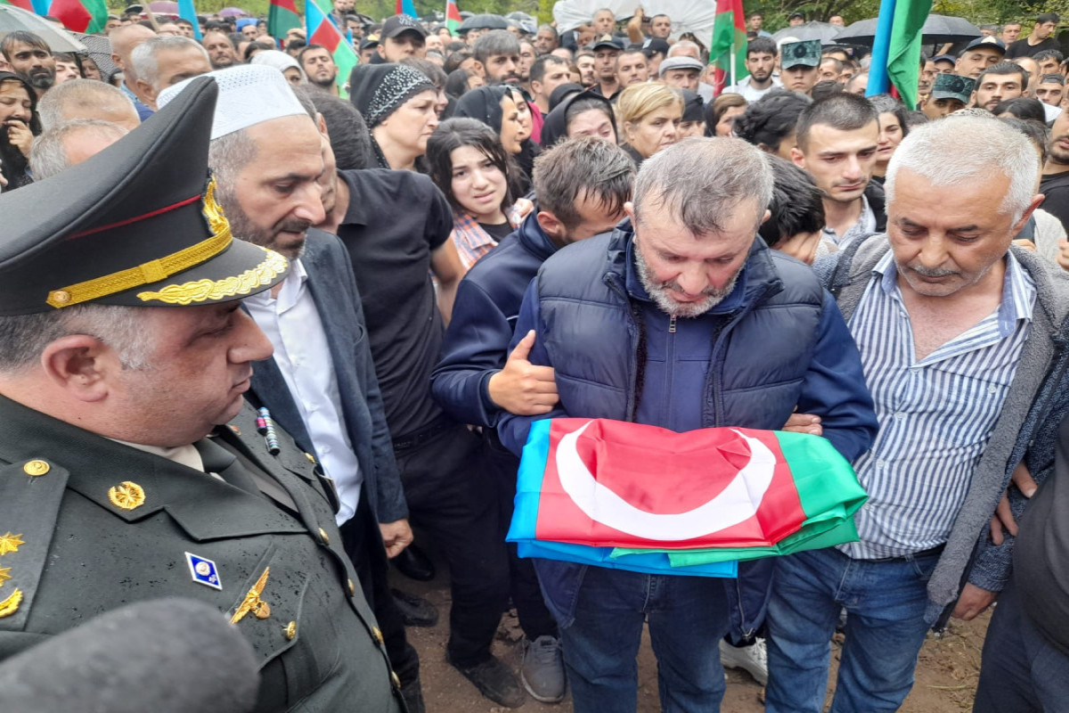 Zaqatalada şəhid dəfni