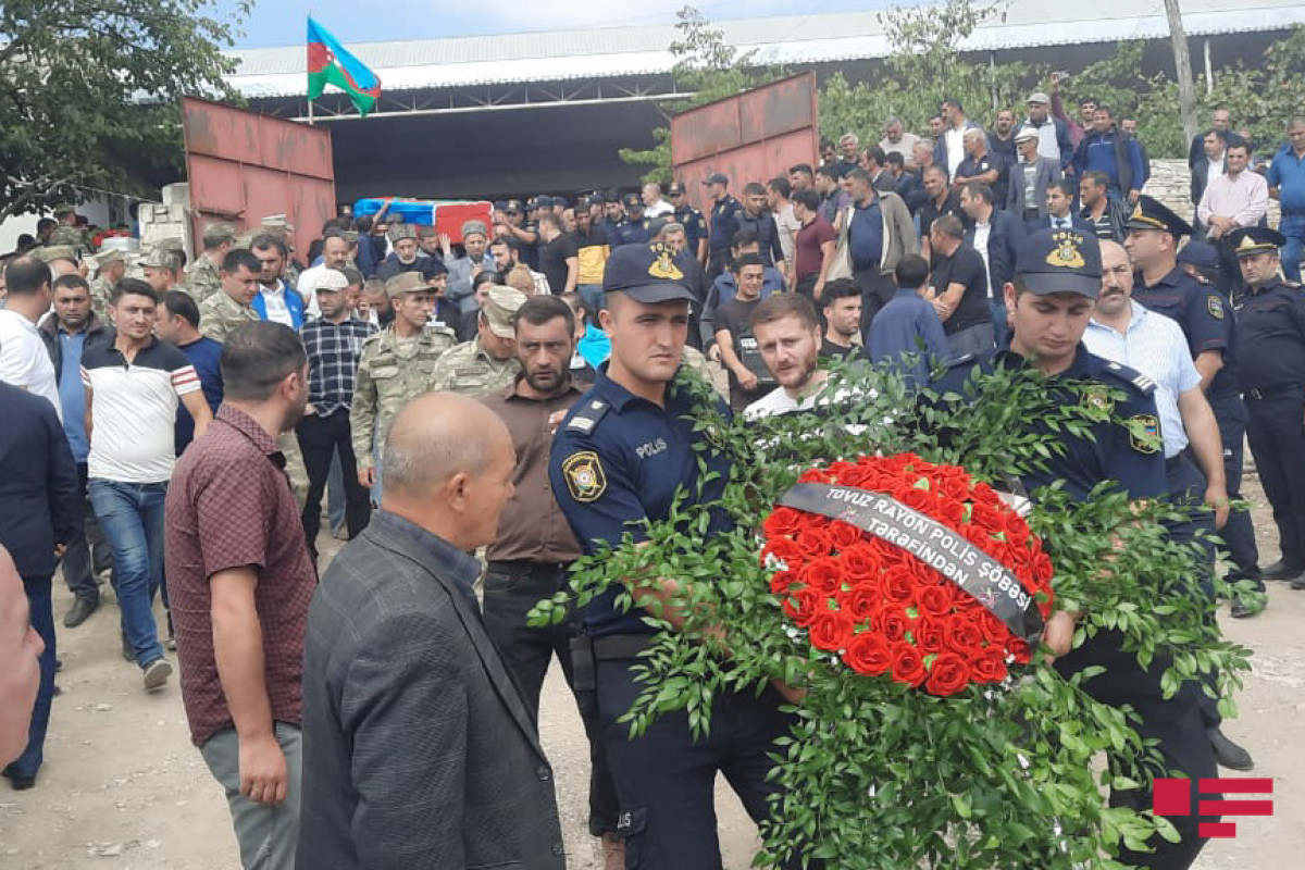 Goranboy, Şəmkir, Tovuz və Gəncədə şəhidlər dəfn edilib - FOTO 