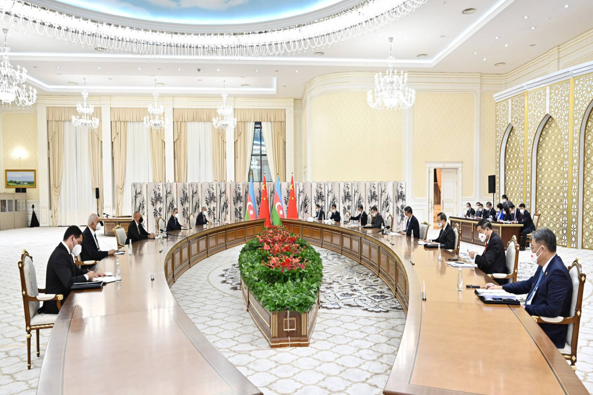 Prezident İlham Əliyev Səmərqənddə Çin lideri ilə görüşüb  - YENİLƏNİB 